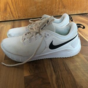 Nike Women’s Zoom HyperAce 2 Volleyball Shoes